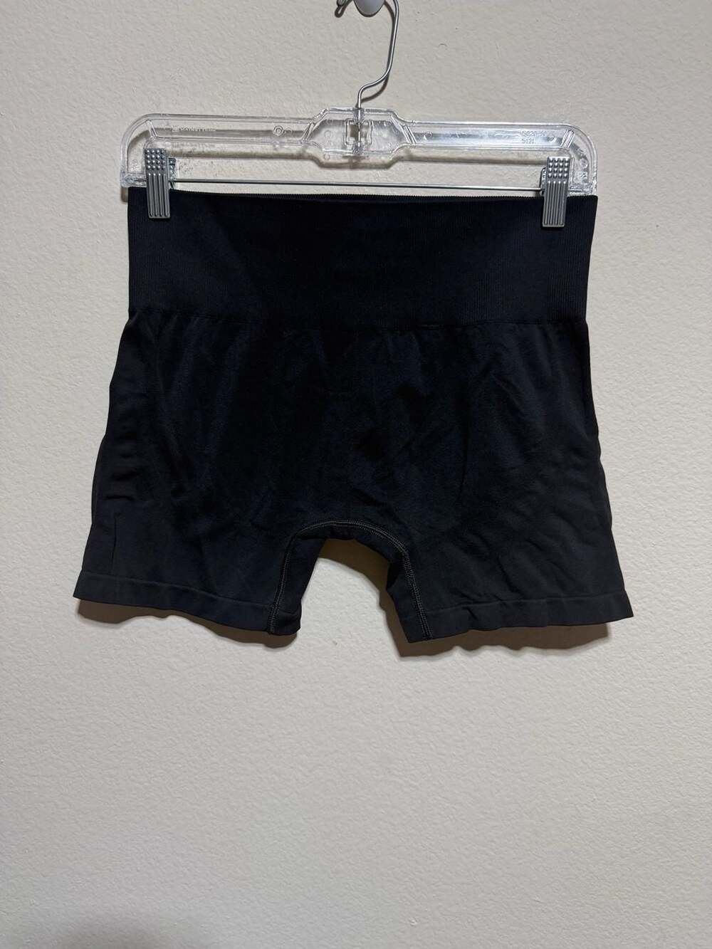 Gymshark Vital Seamless Women's Athletic Shorts Black - Picture 3 of 4